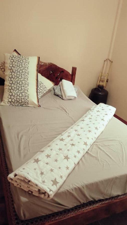 Anvel Homestay Basco Bagian luar foto