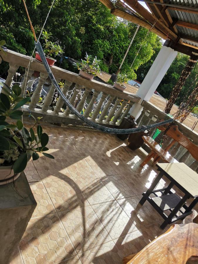 Anvel Homestay Basco Bagian luar foto